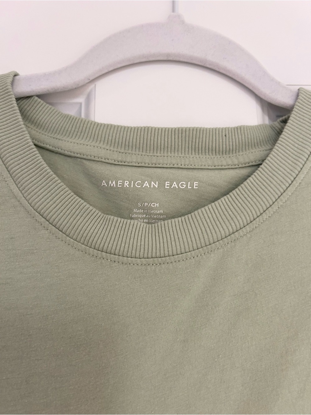 American Eagle Sage Green Cropped Crewneck Tee - Picture 3 of 3